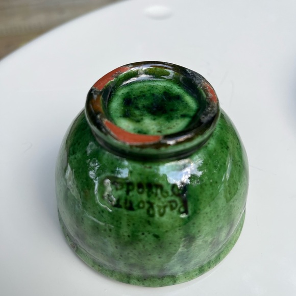 Signed Pablo Tito Uleda Pottery mini dish in Signature Green Terracotta - Picture 4 of 5